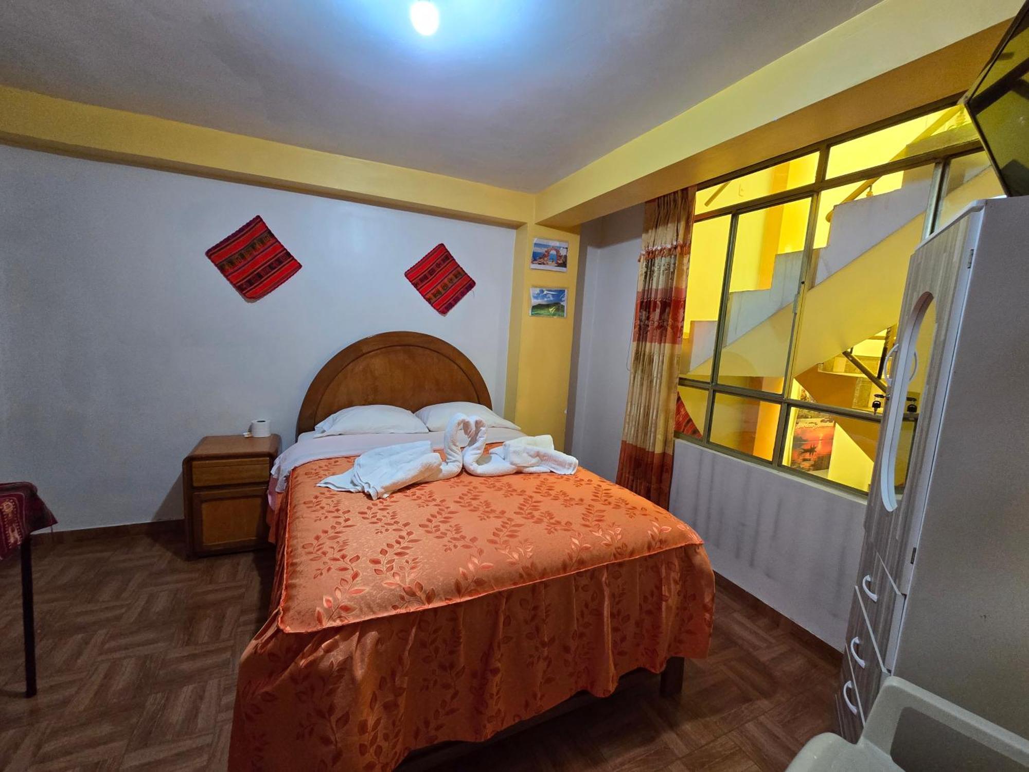 Hostal Acuarius Puno Extérieur photo