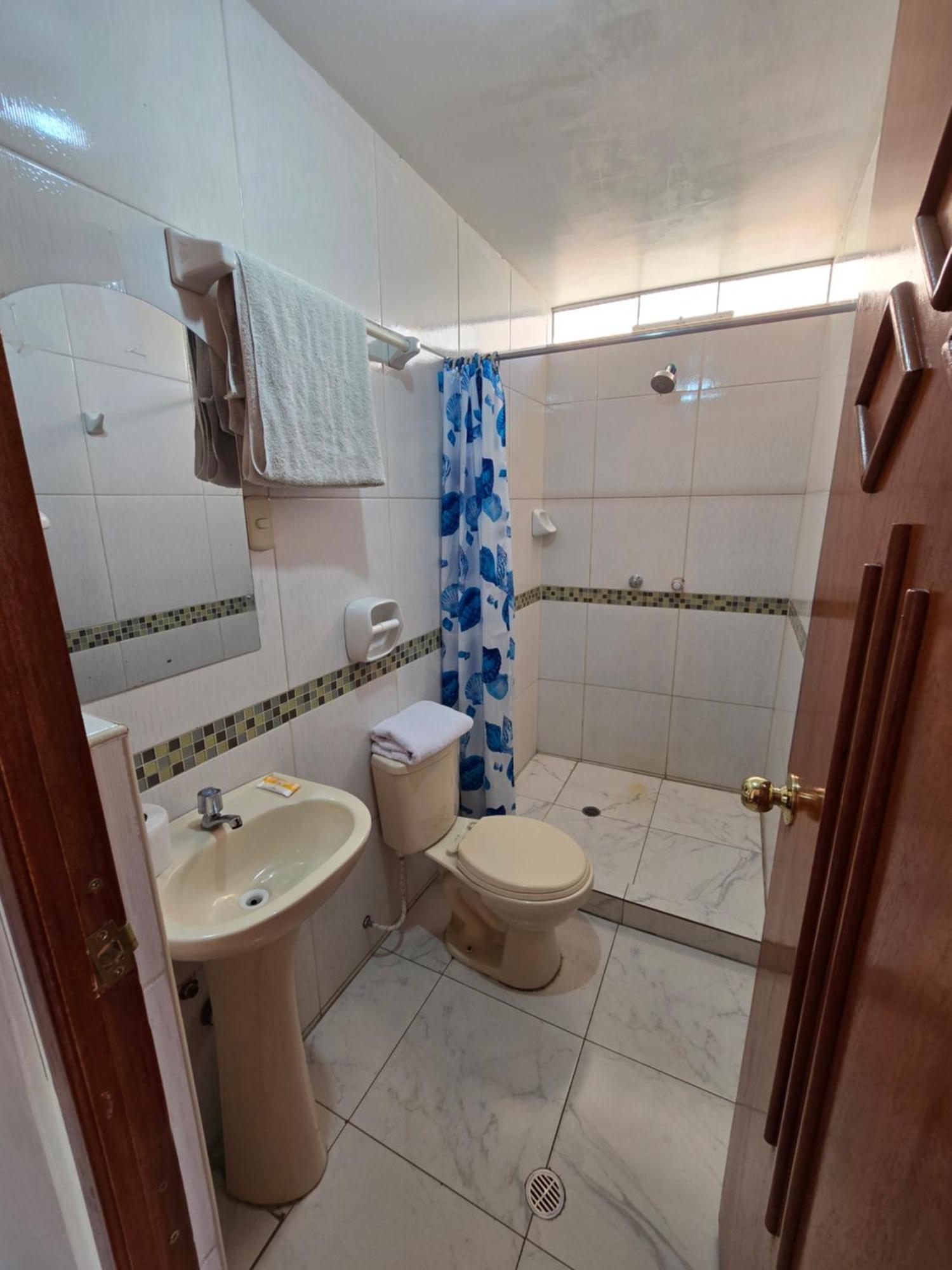 Hostal Acuarius Puno Extérieur photo