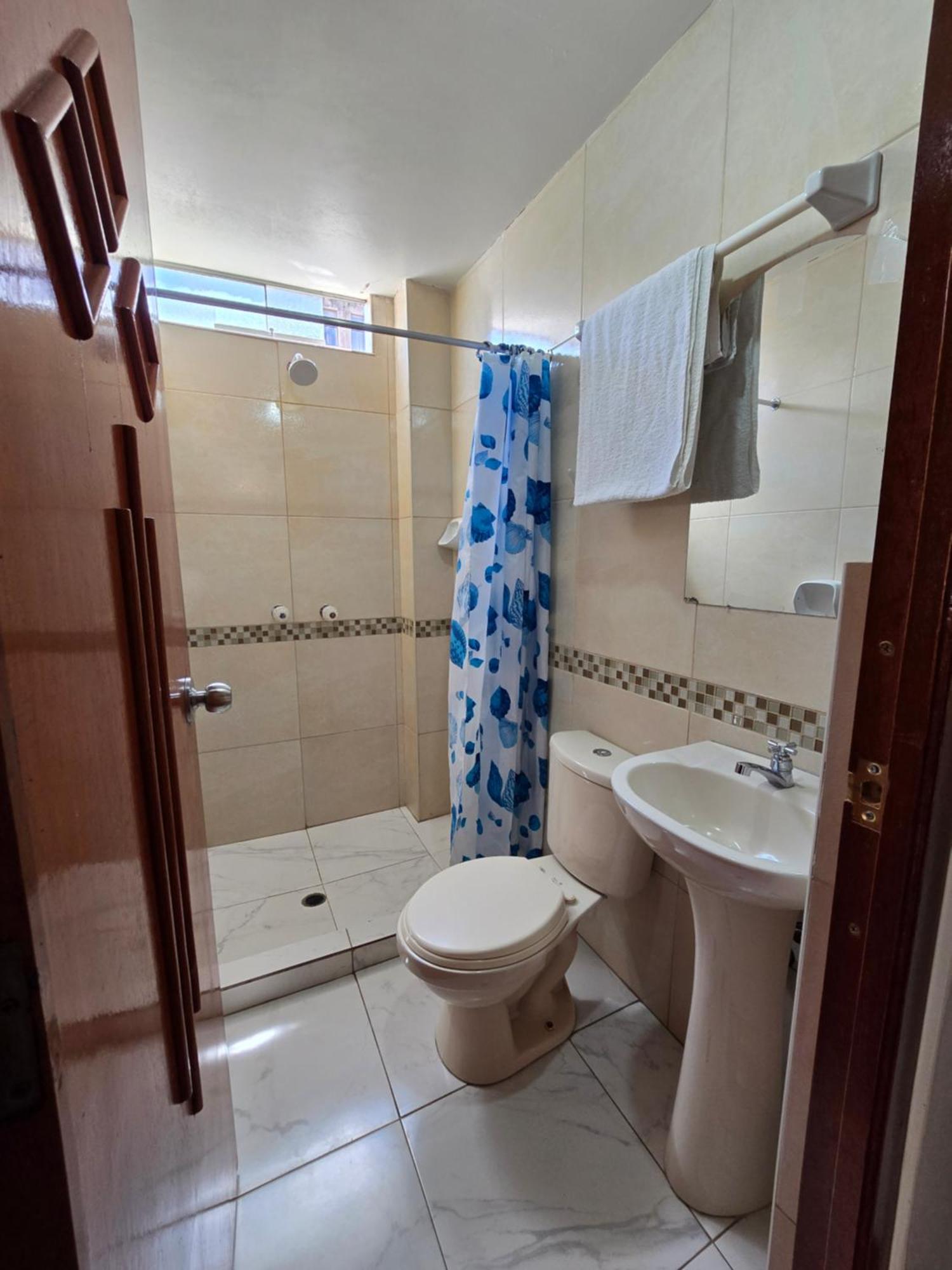 Hostal Acuarius Puno Extérieur photo