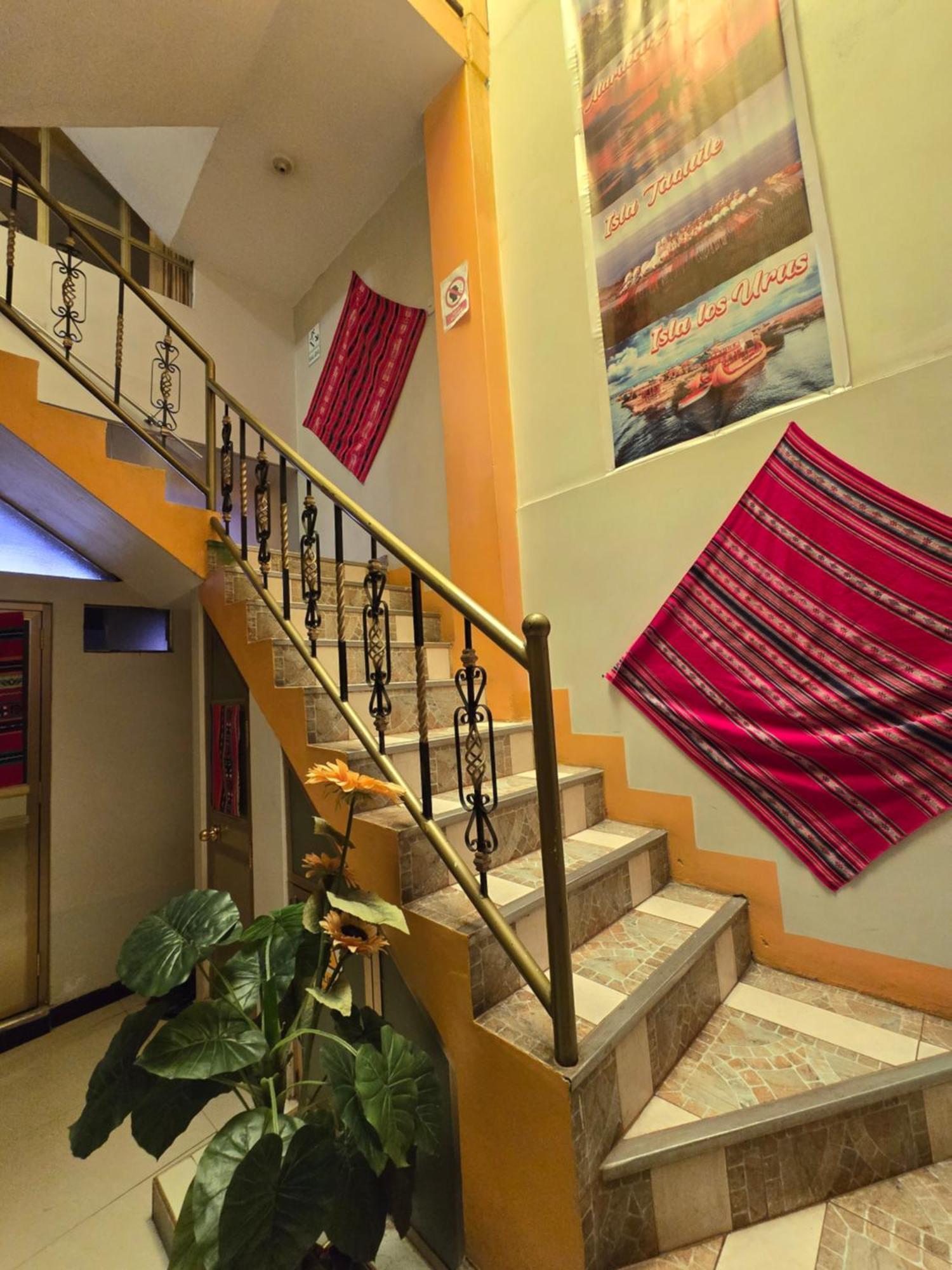 Hostal Acuarius Puno Extérieur photo